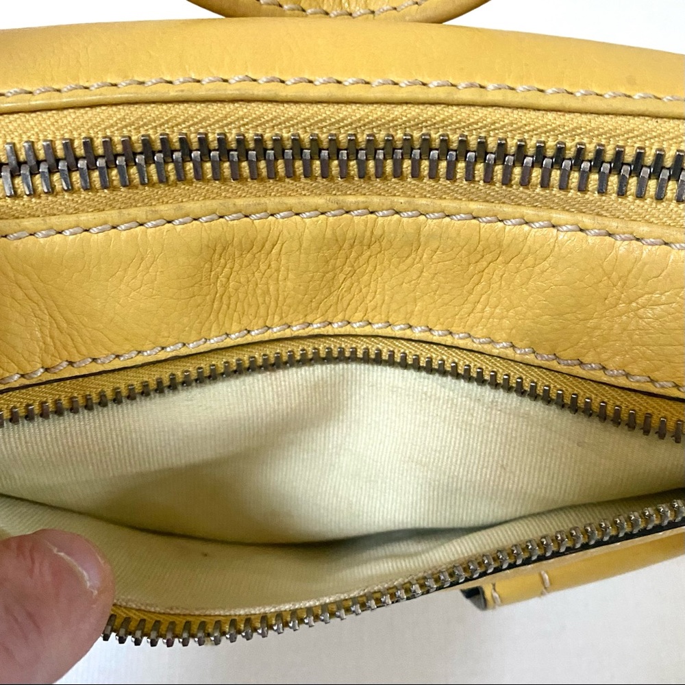 MARC JACOBS YELLOW LEATHER BAG - Picture 11 of 17